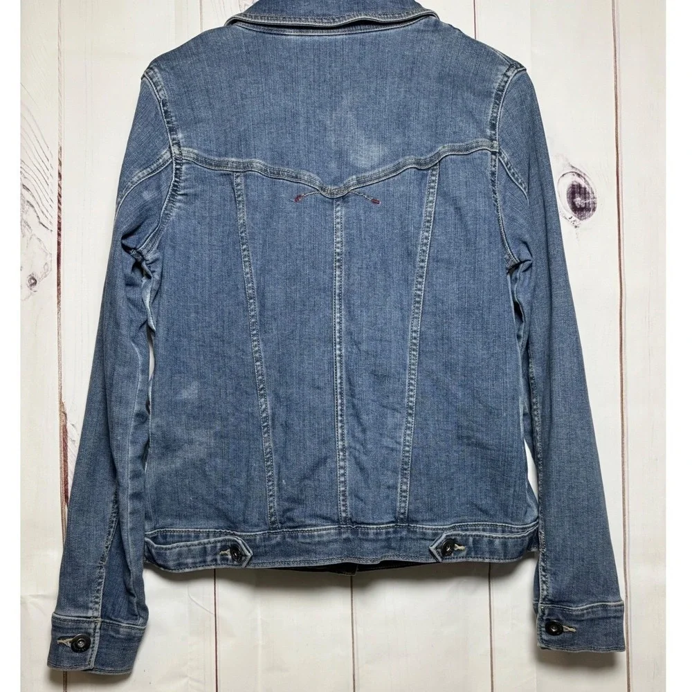 Distressed Wrangler Jean‎ Jacket / Medium / Sku0030